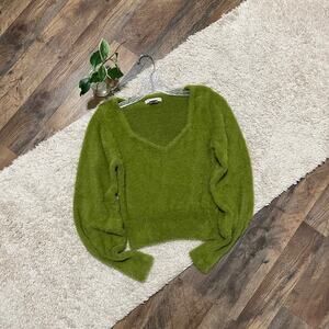 Sincerely Jules Size Medium Green V-Neck Balloon Sleeves Faux Fur Sweater